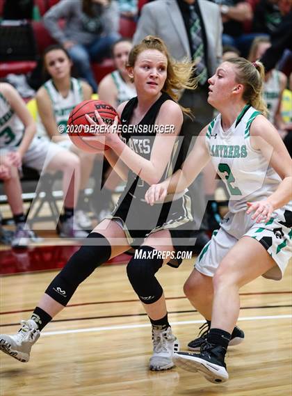 Thumbnail 3 in Delta vs. Pagosa Springs (CHSAA 3A Great 8) photogallery.