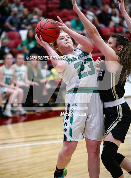 Thumbnail 2 in Delta vs. Pagosa Springs (CHSAA 3A Great 8) photogallery.