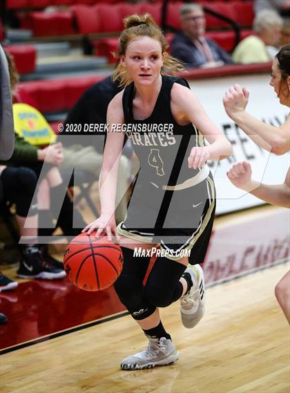 Thumbnail 2 in Delta vs. Pagosa Springs (CHSAA 3A Great 8) photogallery.