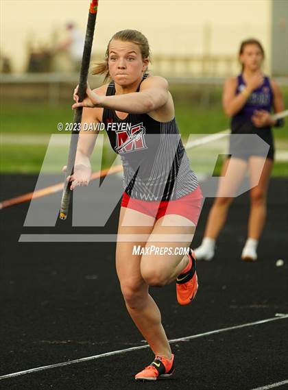 Thumbnail 3 in Jim Barron Championships photogallery.