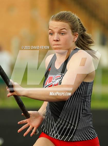 Thumbnail 2 in Jim Barron Championships photogallery.