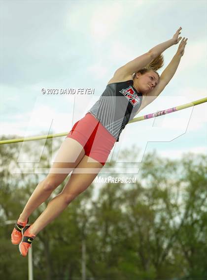 Thumbnail 3 in Jim Barron Championships photogallery.