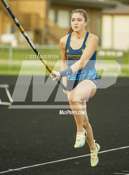 Thumbnail 3 in Jim Barron Championships photogallery.