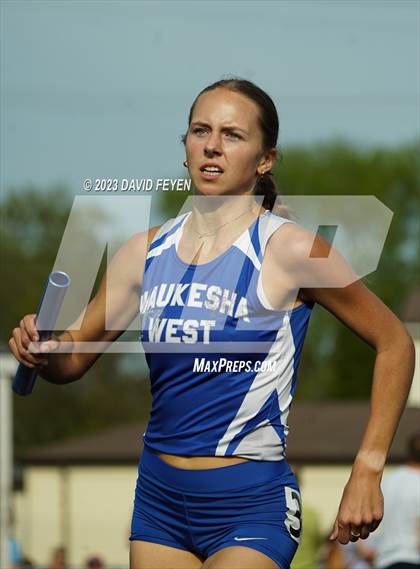 Thumbnail 2 in Jim Barron Championships photogallery.