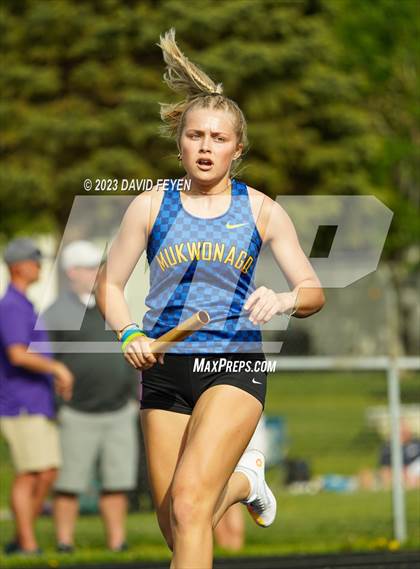 Thumbnail 3 in Jim Barron Championships photogallery.