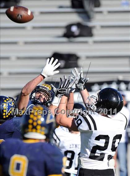 Thumbnail 3 in Bishop Lynch vs. Prestonwood Christian (TAPPS Division 1 Semifinal) photogallery.