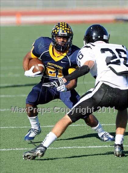 Thumbnail 3 in Bishop Lynch vs. Prestonwood Christian (TAPPS Division 1 Semifinal) photogallery.