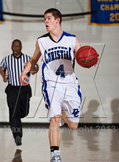 Thumbnail 3 in Denver Christian vs. Haxtun (CHSAA 2A Region 4 Final) photogallery.