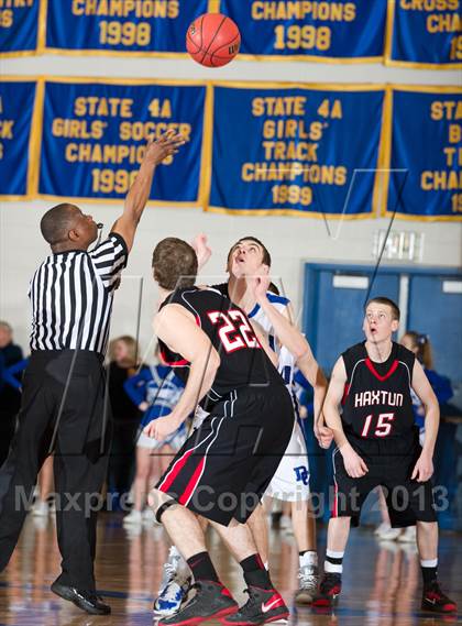 Thumbnail 3 in Denver Christian vs. Haxtun (CHSAA 2A Region 4 Final) photogallery.