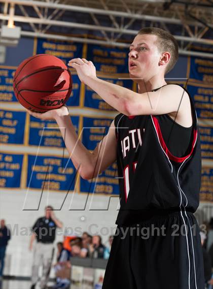 Thumbnail 3 in Denver Christian vs. Haxtun (CHSAA 2A Region 4 Final) photogallery.