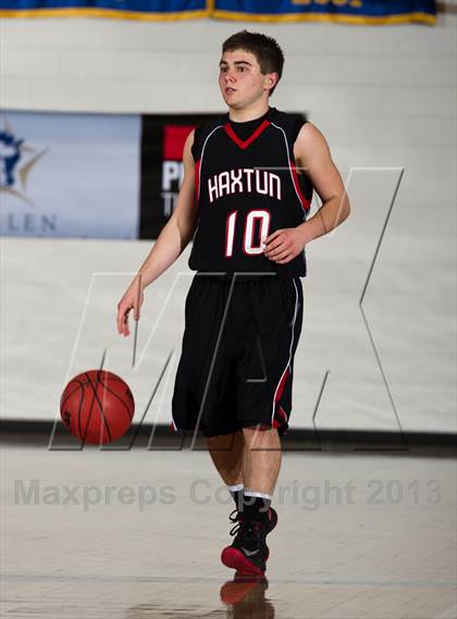 Thumbnail 2 in Denver Christian vs. Haxtun (CHSAA 2A Region 4 Final) photogallery.