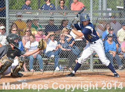 Thumbnail 3 in Mount Dora vs Umatilla  (FHSAA Class 5A District 13 Senifinal) photogallery.