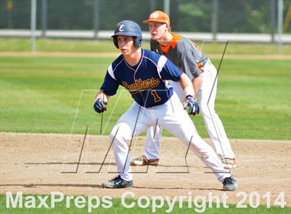 Thumbnail 3 in Mount Dora vs Umatilla  (FHSAA Class 5A District 13 Senifinal) photogallery.