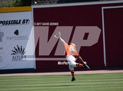 Thumbnail 2 in Porterville vs. Highland (CIF CS D3 Final) photogallery.