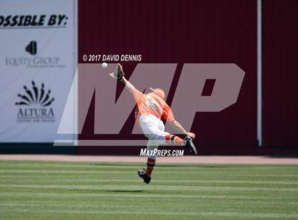 Thumbnail 3 in Porterville vs. Highland (CIF CS D3 Final) photogallery.
