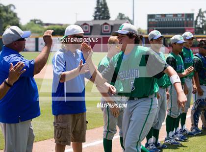 Thumbnail 2 in Porterville vs. Highland (CIF CS D3 Final) photogallery.