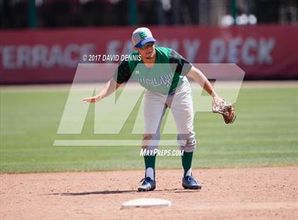 Thumbnail 1 in Porterville vs. Highland (CIF CS D3 Final) photogallery.