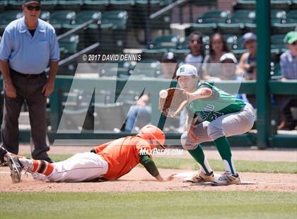 Thumbnail 3 in Porterville vs. Highland (CIF CS D3 Final) photogallery.