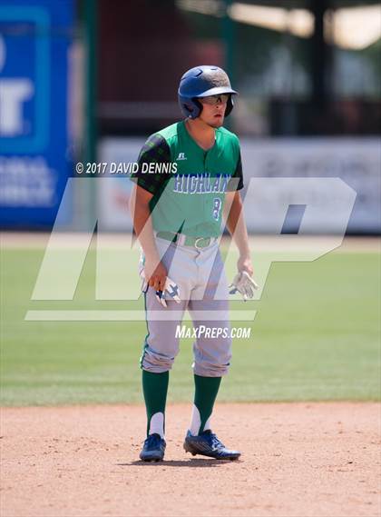 Thumbnail 3 in Porterville vs. Highland (CIF CS D3 Final) photogallery.
