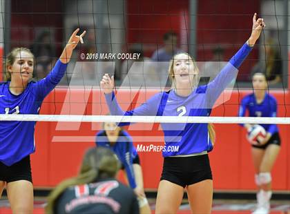 Thumbnail 3 in Robinson @ Lorena photogallery.
