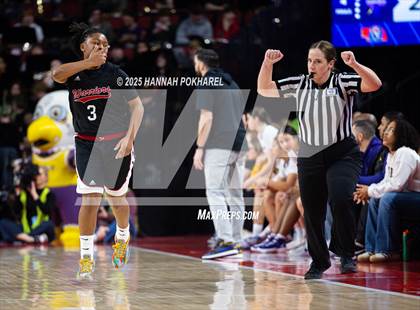 Thumbnail 1 in Omaha Westside vs. Bellevue West (NSAA Class A Semifinal) photogallery.