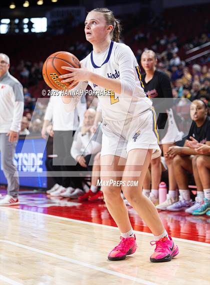 Thumbnail 1 in Omaha Westside vs. Bellevue West (NSAA Class A Semifinal) photogallery.