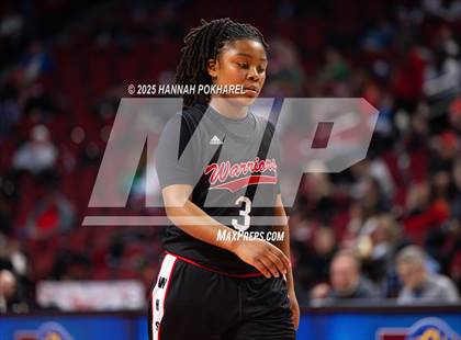 Thumbnail 1 in Omaha Westside vs. Bellevue West (NSAA Class A Semifinal) photogallery.
