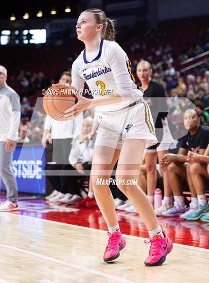 Thumbnail 3 in Omaha Westside vs. Bellevue West (NSAA Class A Semifinal) photogallery.