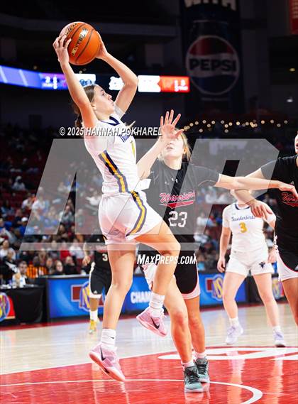 Thumbnail 2 in Omaha Westside vs. Bellevue West (NSAA Class A Semifinal) photogallery.