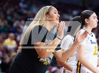 Thumbnail 2 in Omaha Westside vs. Bellevue West (NSAA Class A Semifinal) photogallery.