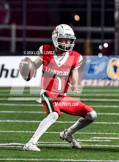 Thumbnail 2 in Moreau Catholic @ Lindsay (CIF State DIV 7AA Championship) photogallery.