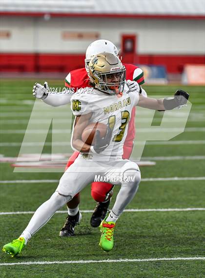 Thumbnail 3 in Moreau Catholic @ Lindsay (CIF State DIV 7AA Championship) photogallery.