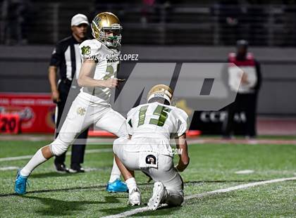 Thumbnail 2 in Moreau Catholic @ Lindsay (CIF State DIV 7AA Championship) photogallery.