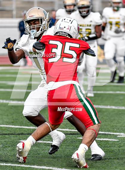 Thumbnail 2 in Moreau Catholic @ Lindsay (CIF State DIV 7AA Championship) photogallery.