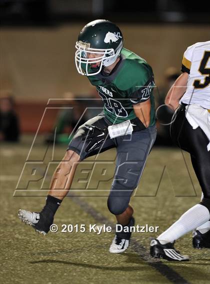 Thumbnail 1 in Crawford vs. Blue Ridge (UIL 2A Division 1 Region 2 Area Playoff) photogallery.