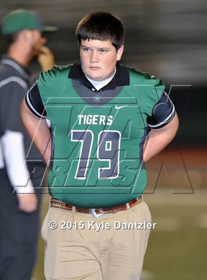 Thumbnail 2 in Crawford vs. Blue Ridge (UIL 2A Division 1 Region 2 Area Playoff) photogallery.