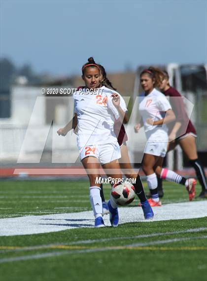 Thumbnail 3 in Rancho Buena Vista vs. Escondido (CIF SDS D4 Final) photogallery.