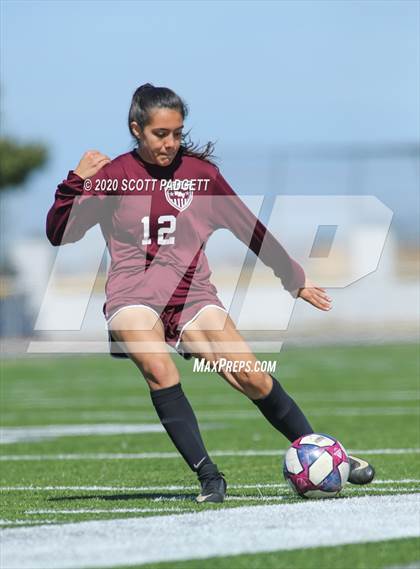 Thumbnail 2 in Rancho Buena Vista vs. Escondido (CIF SDS D4 Final) photogallery.