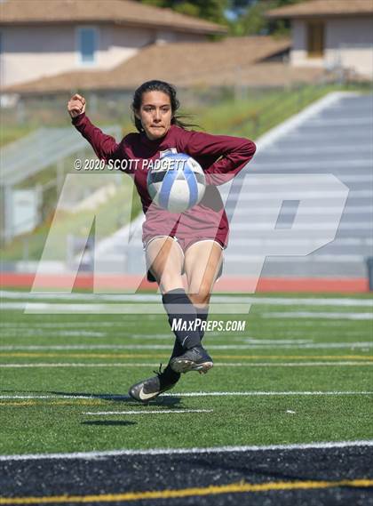Thumbnail 1 in Rancho Buena Vista vs. Escondido (CIF SDS D4 Final) photogallery.