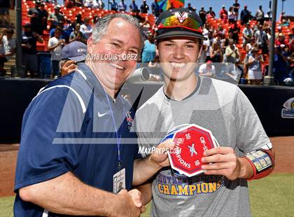 Thumbnail 3 in Maranatha vs. La Salle (CIF SS D3 Final) photogallery.
