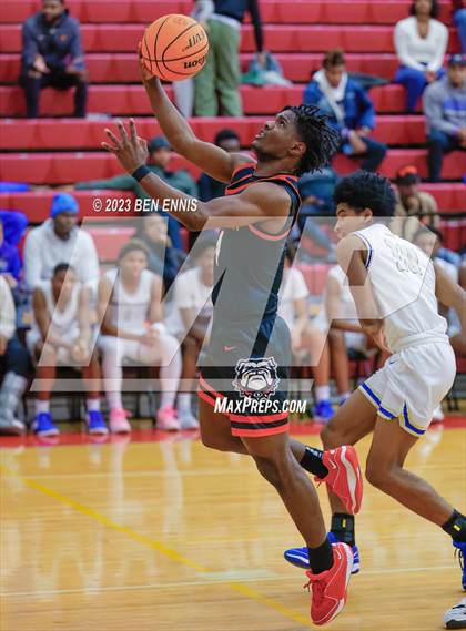 Thumbnail 1 in Dutchtown vs. McEachern (Hard in the Paint)  photogallery.