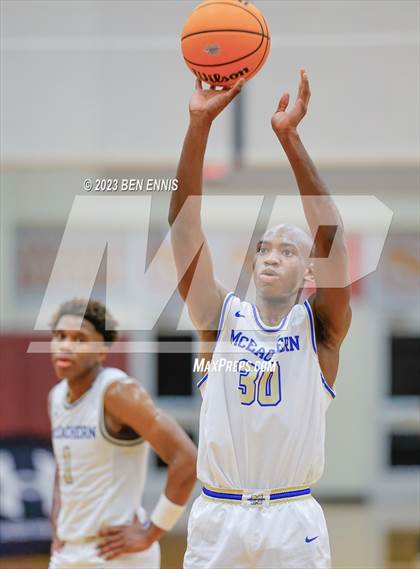 Thumbnail 3 in Dutchtown vs. McEachern (Hard in the Paint)  photogallery.