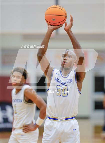 Thumbnail 2 in Dutchtown vs. McEachern (Hard in the Paint)  photogallery.