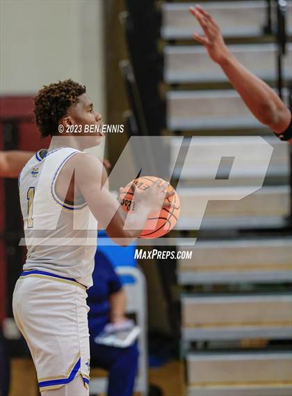 Thumbnail 3 in Dutchtown vs. McEachern (Hard in the Paint)  photogallery.