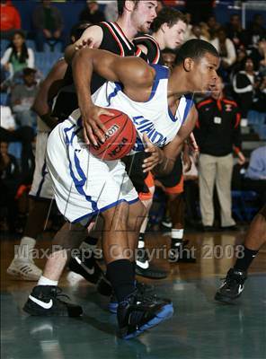 Thumbnail 1 in Foothill vs. Valley (Hoops for the Homeless Families Classic) photogallery.