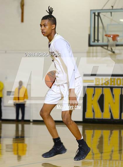 Thumbnail 1 in West Torrance vs. Santa Monica (Bishop Montgomery Shootout) photogallery.