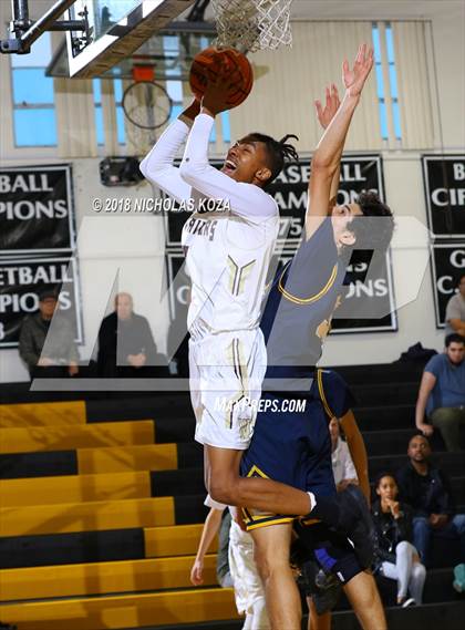 Thumbnail 1 in West Torrance vs. Santa Monica (Bishop Montgomery Shootout) photogallery.