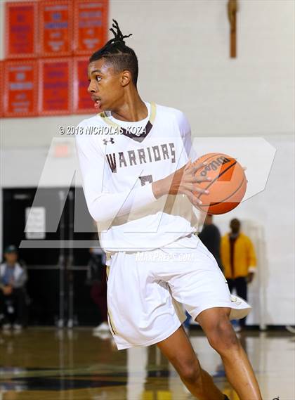 Thumbnail 1 in West Torrance vs. Santa Monica (Bishop Montgomery Shootout) photogallery.