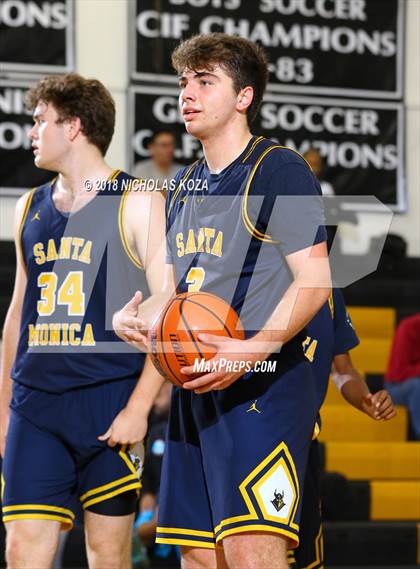 Thumbnail 3 in West Torrance vs. Santa Monica (Bishop Montgomery Shootout) photogallery.