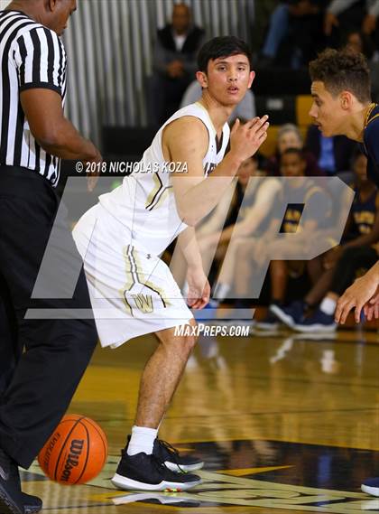 Thumbnail 3 in West Torrance vs. Santa Monica (Bishop Montgomery Shootout) photogallery.